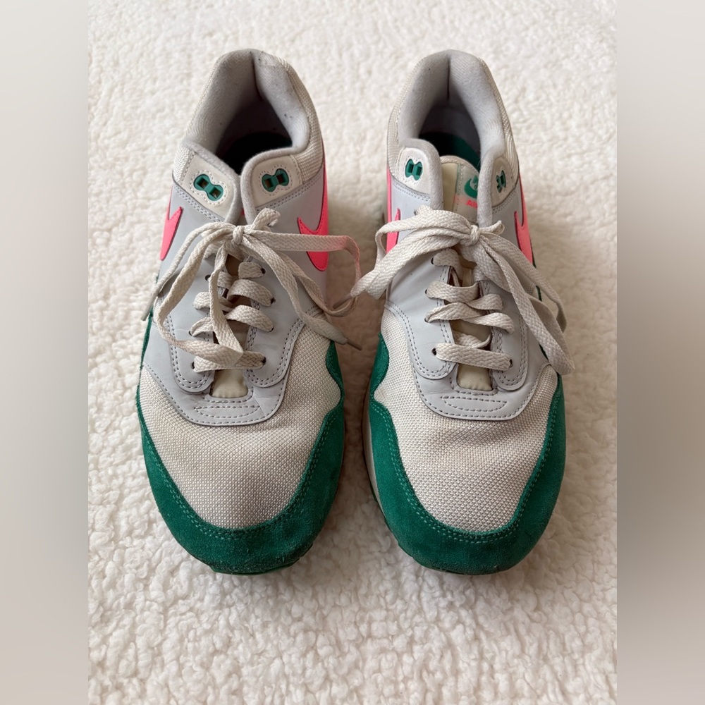 Nike Air Max, Men’s Size US 9.5